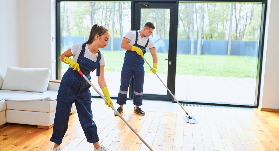 What does end of tenancy cleaning include